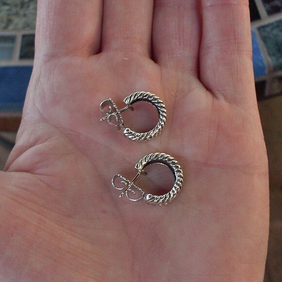 Early Issue David Yurman Cable Collectible Hoops - 14K/925 - Picture 4 of 9